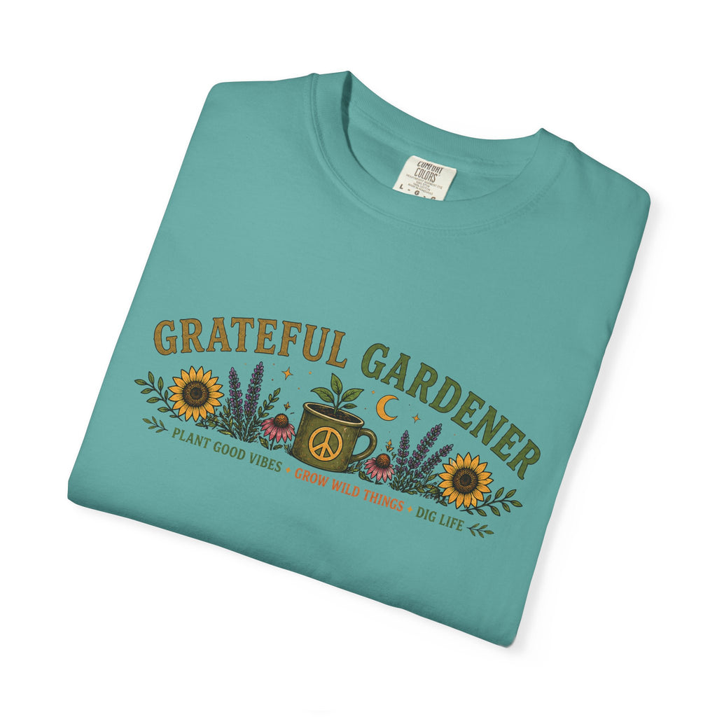 Grateful Gardener T-Shirt — Vintage Gardening Graphic Tee ("Grateful Gardener" Sunflower Design)